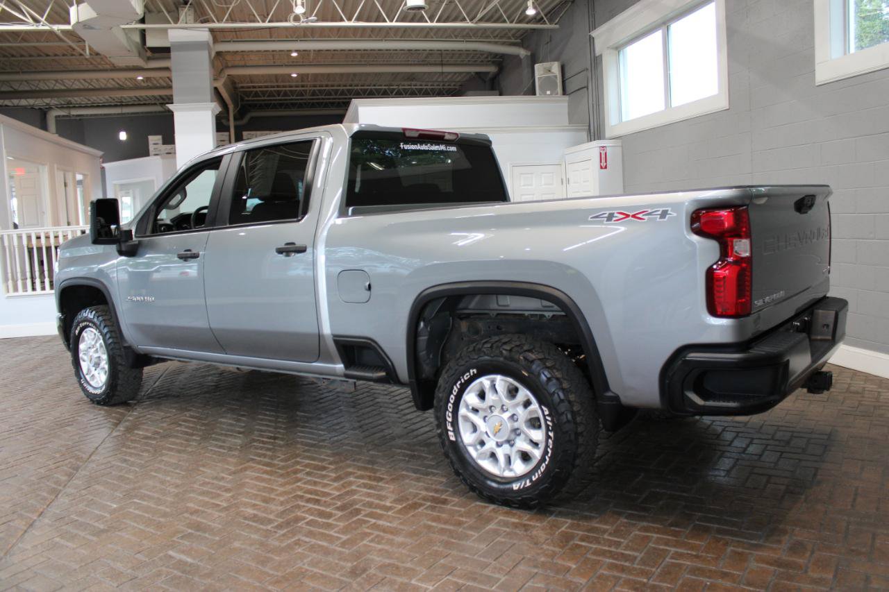 Used 2024 Chevrolet Silverado 2500 Custom w/ Custom Convenience Package AWD/4WD image 5