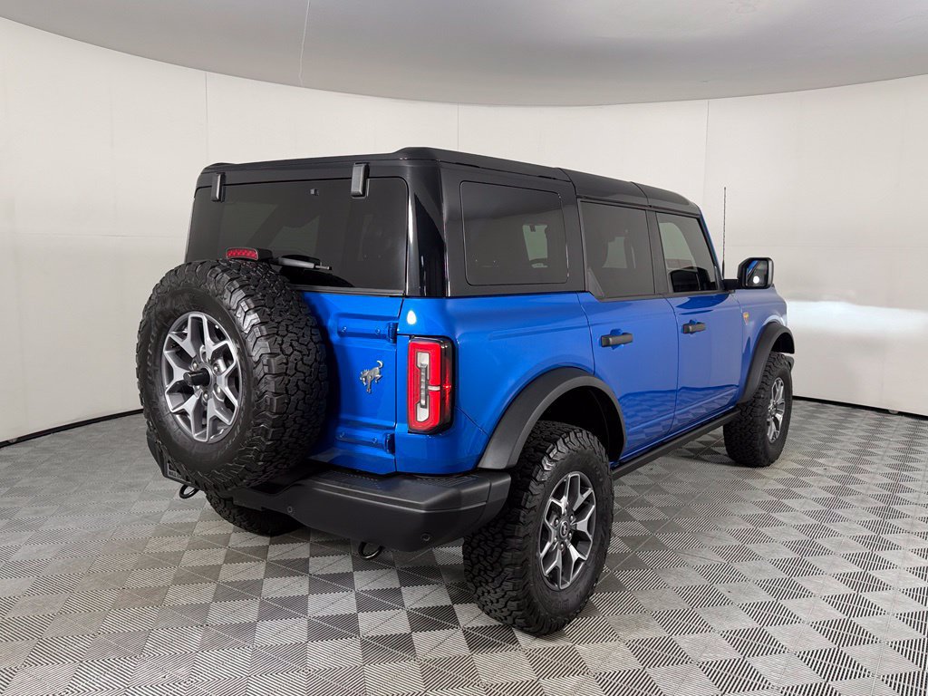 Used 2025 Ford Bronco Badlands AWD/4WD image 7