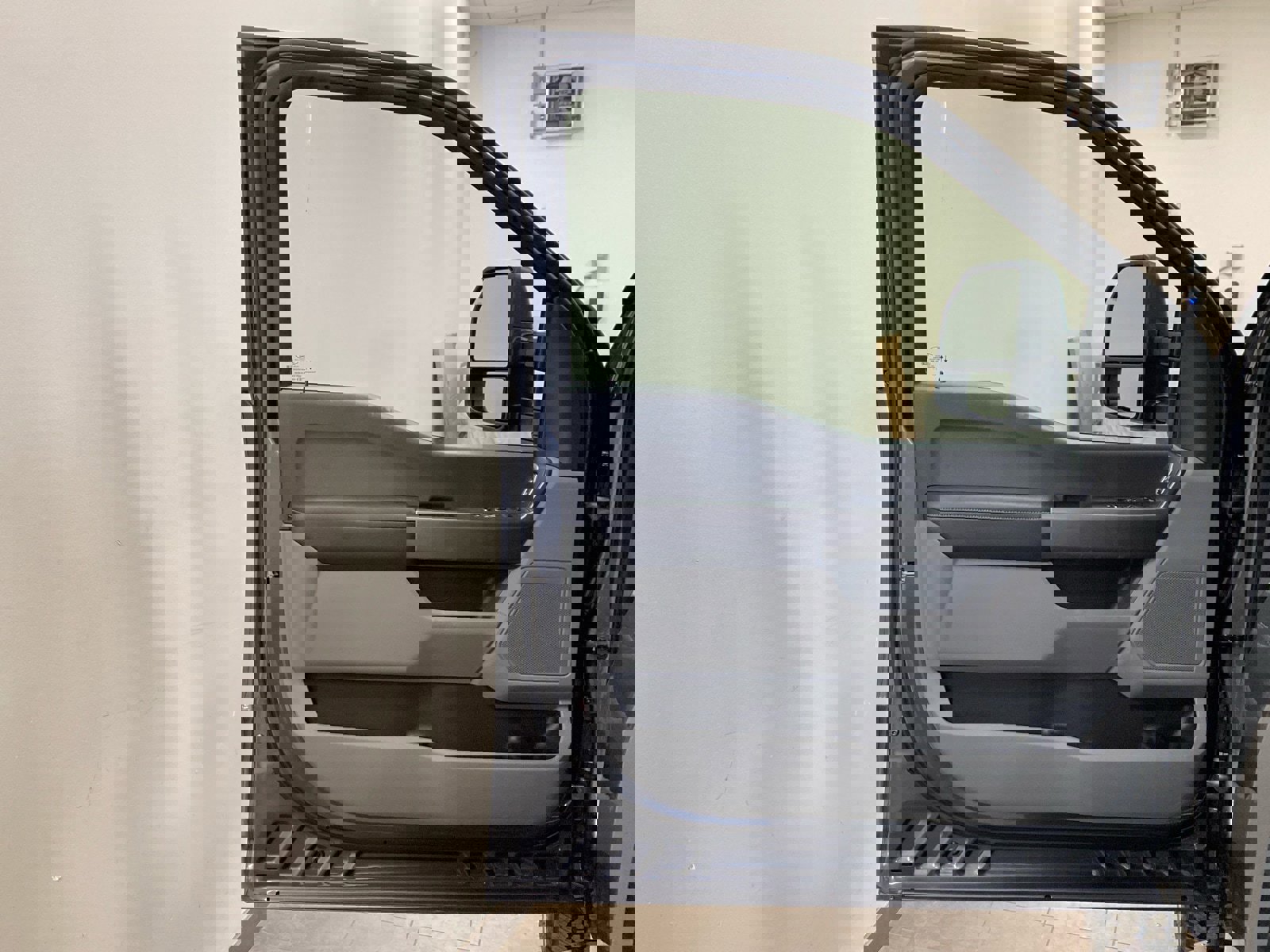 New 2026 Ford F350 XLT w/ Snow Plow/Camper Package image 10