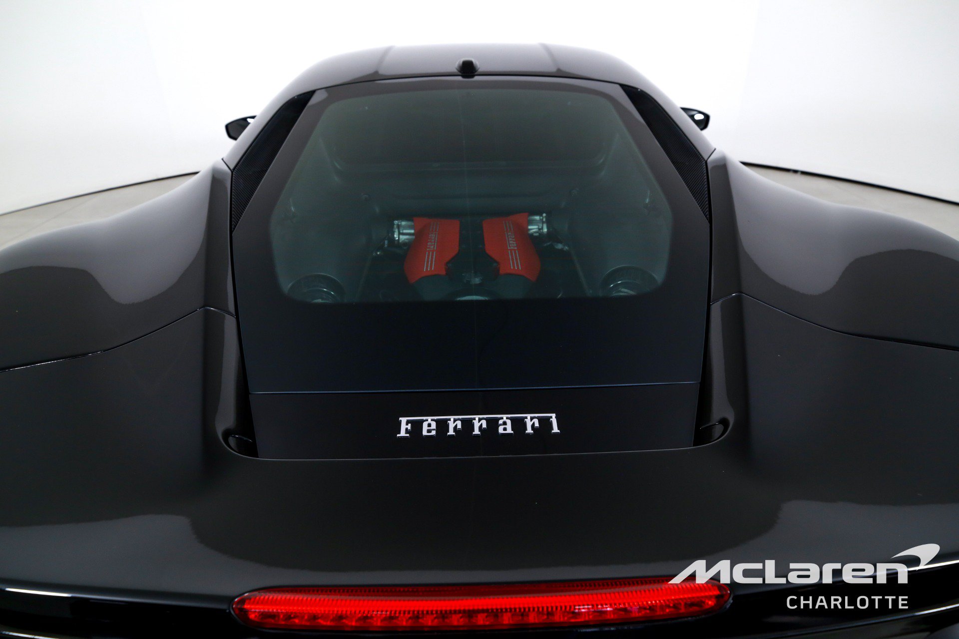 Used 2017 Ferrari 488 GTB RWD image 23