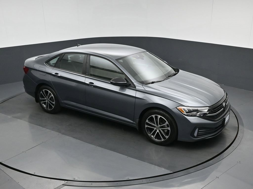 Used 2024 Volkswagen Jetta Sport image 50