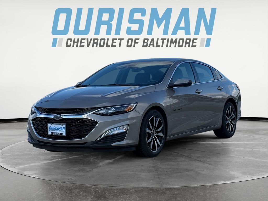 Used 2022 Chevrolet Malibu RS image 2