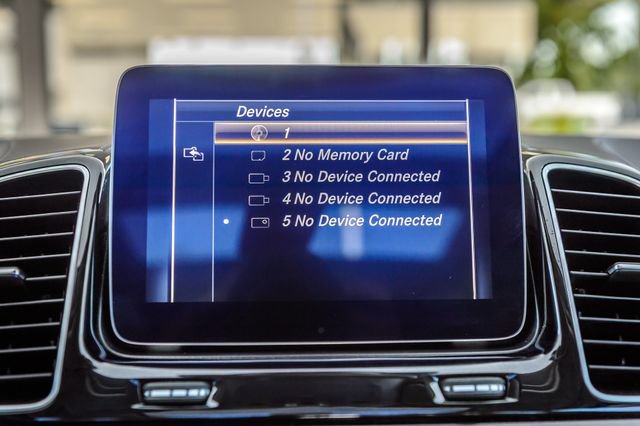 Used 2018 Mercedes-Benz GLS 550 4MATIC image 28