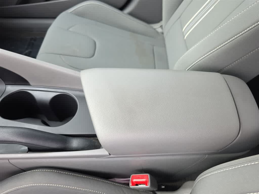 Used 2023 Hyundai Elantra SEL FWD image 26