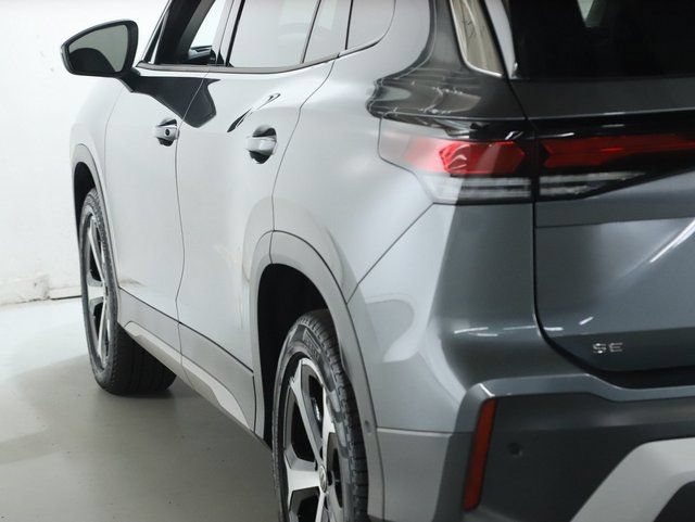 Certified 2025 Volkswagen Tiguan SE AWD/4WD image 40