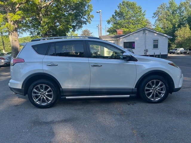 Used 2016 Toyota RAV4 Limited w/ Advanced Technology Package AWD/4WD image 6
