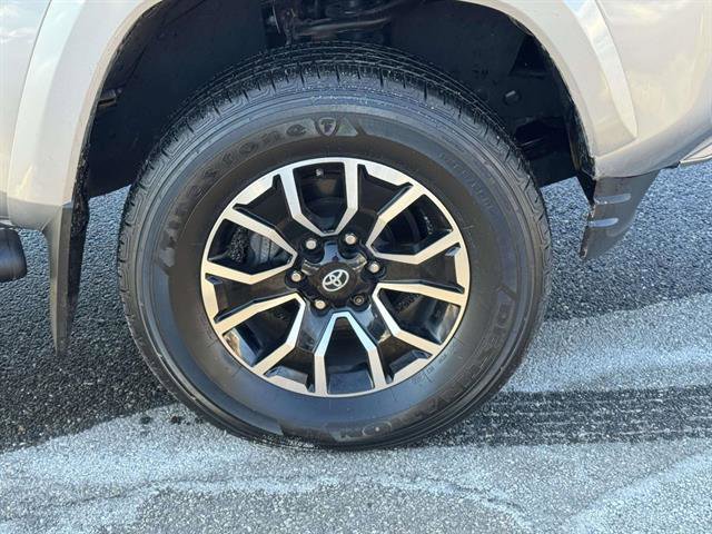 Used 2021 Toyota Tacoma TRD Sport image 7