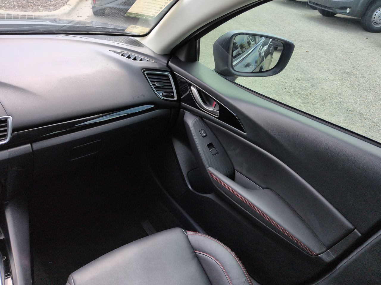 Used 2015 MAZDA MAZDA3 i Grand Touring FWD image 17