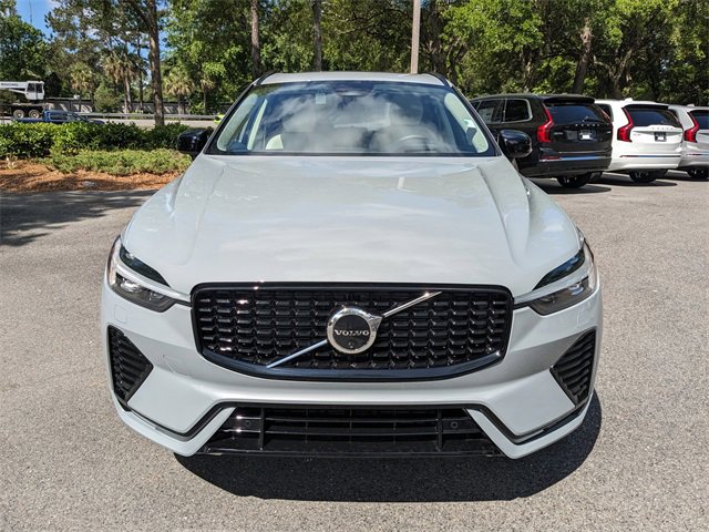 New 2025 Volvo XC60 B5 Ultra w/ Protection Package Premier image 9