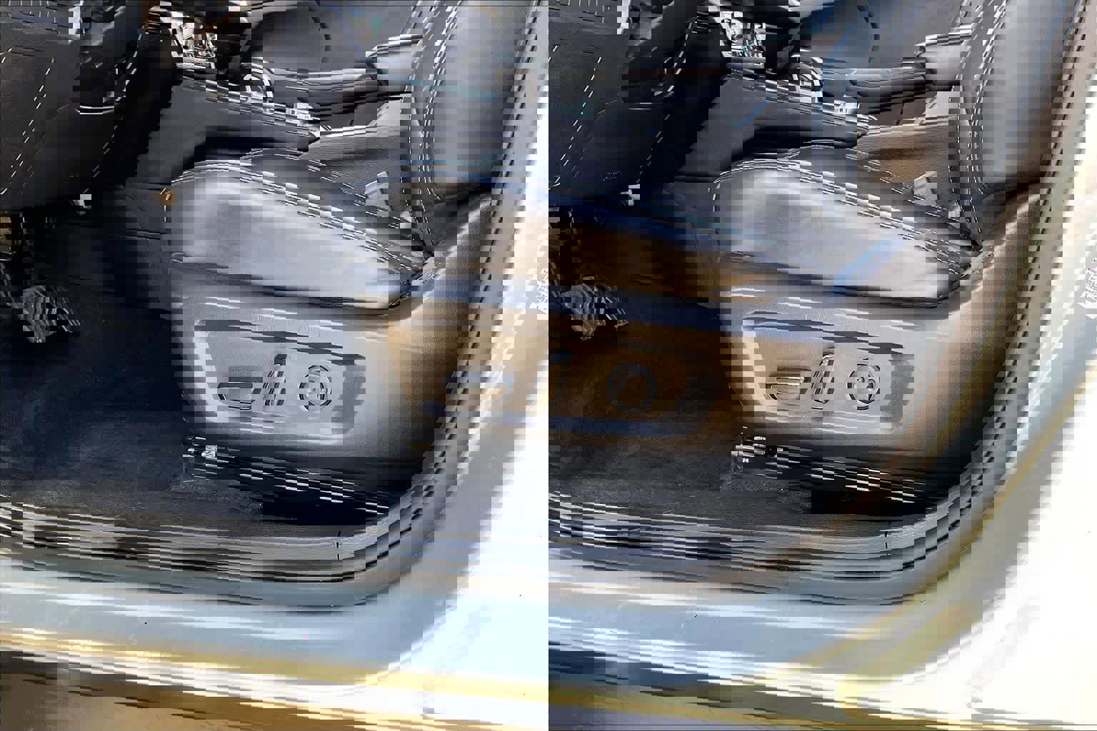 Used 2024 Mitsubishi Outlander SE FWD image 36