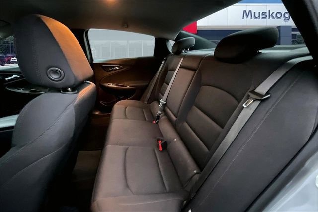 Used 2023 Chevrolet Malibu LT image 19