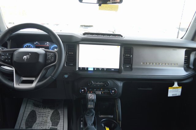 New 2025 Ford Bronco Badlands image 28