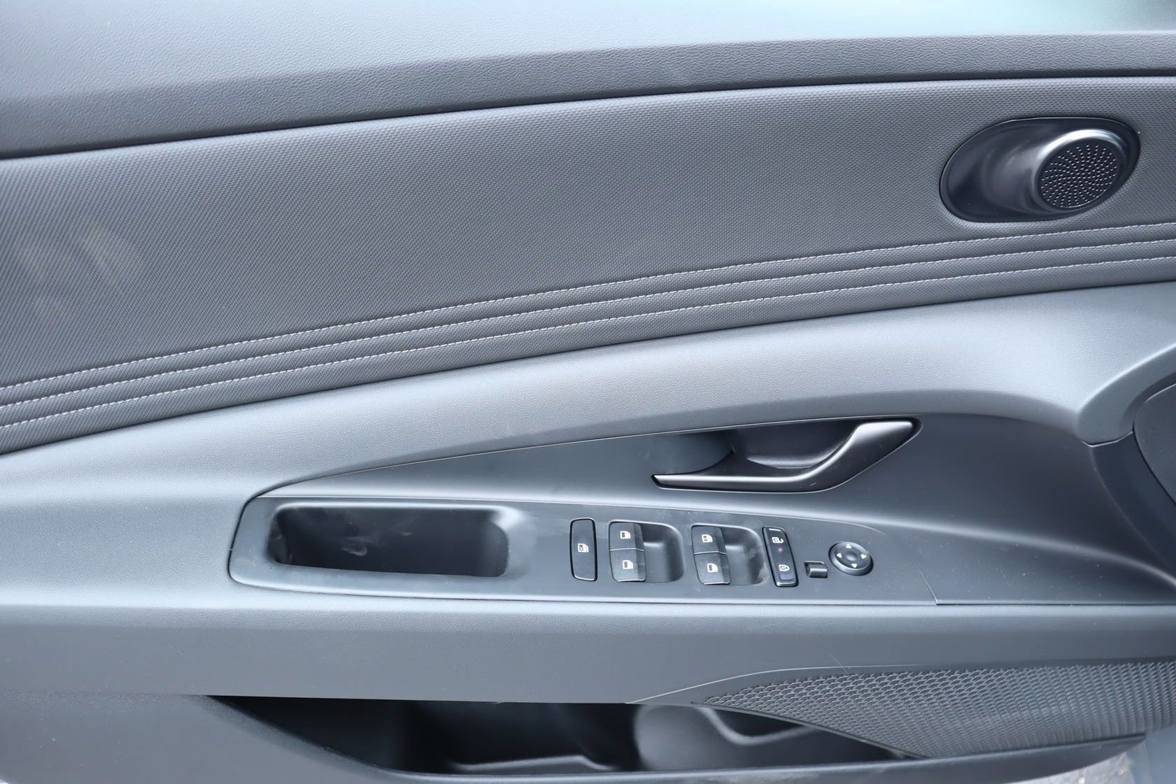 New 2026 Hyundai Elantra SEL Sport Premium FWD image 22