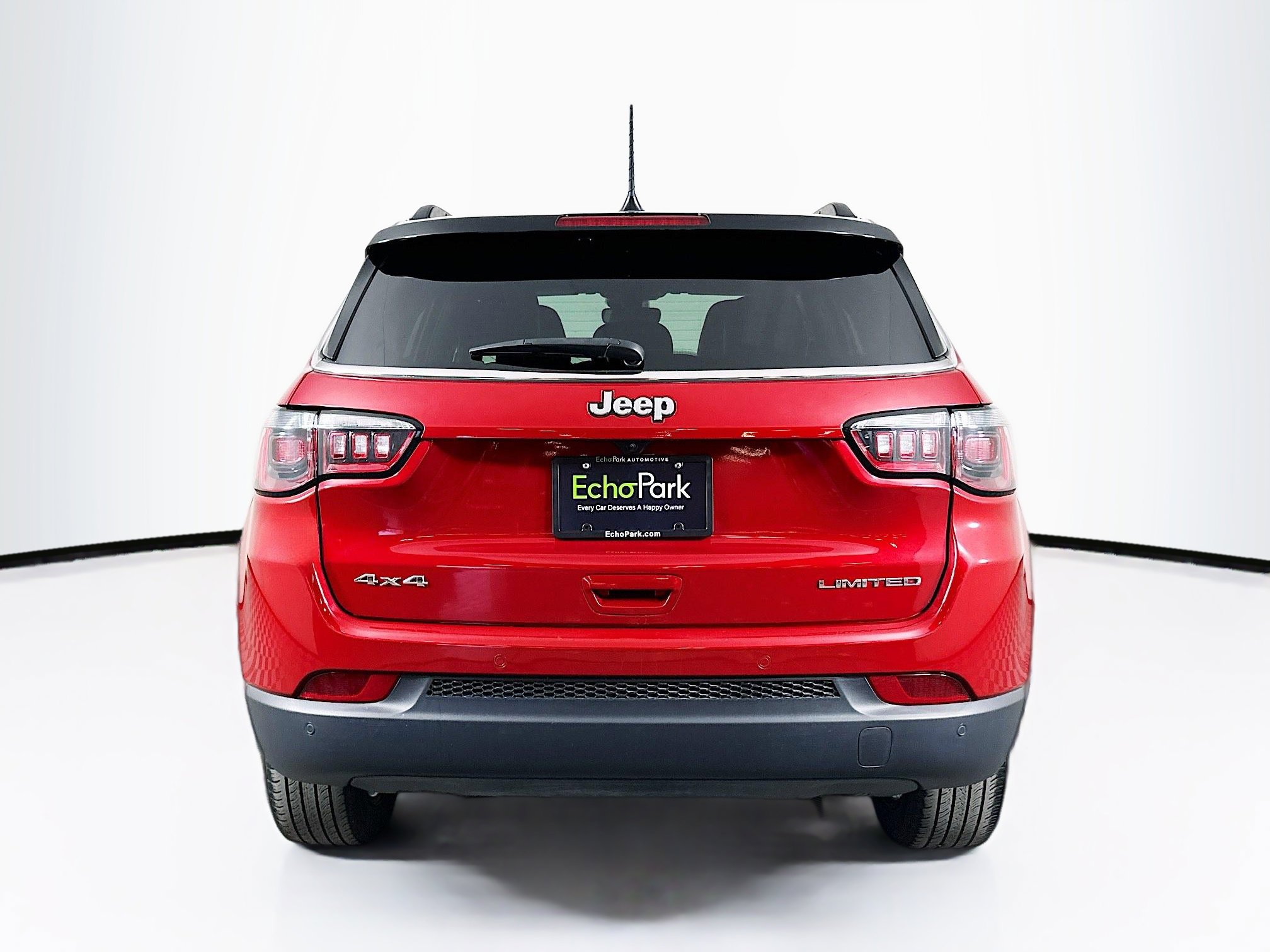 Used 2025 Jeep Compass Limited image 7