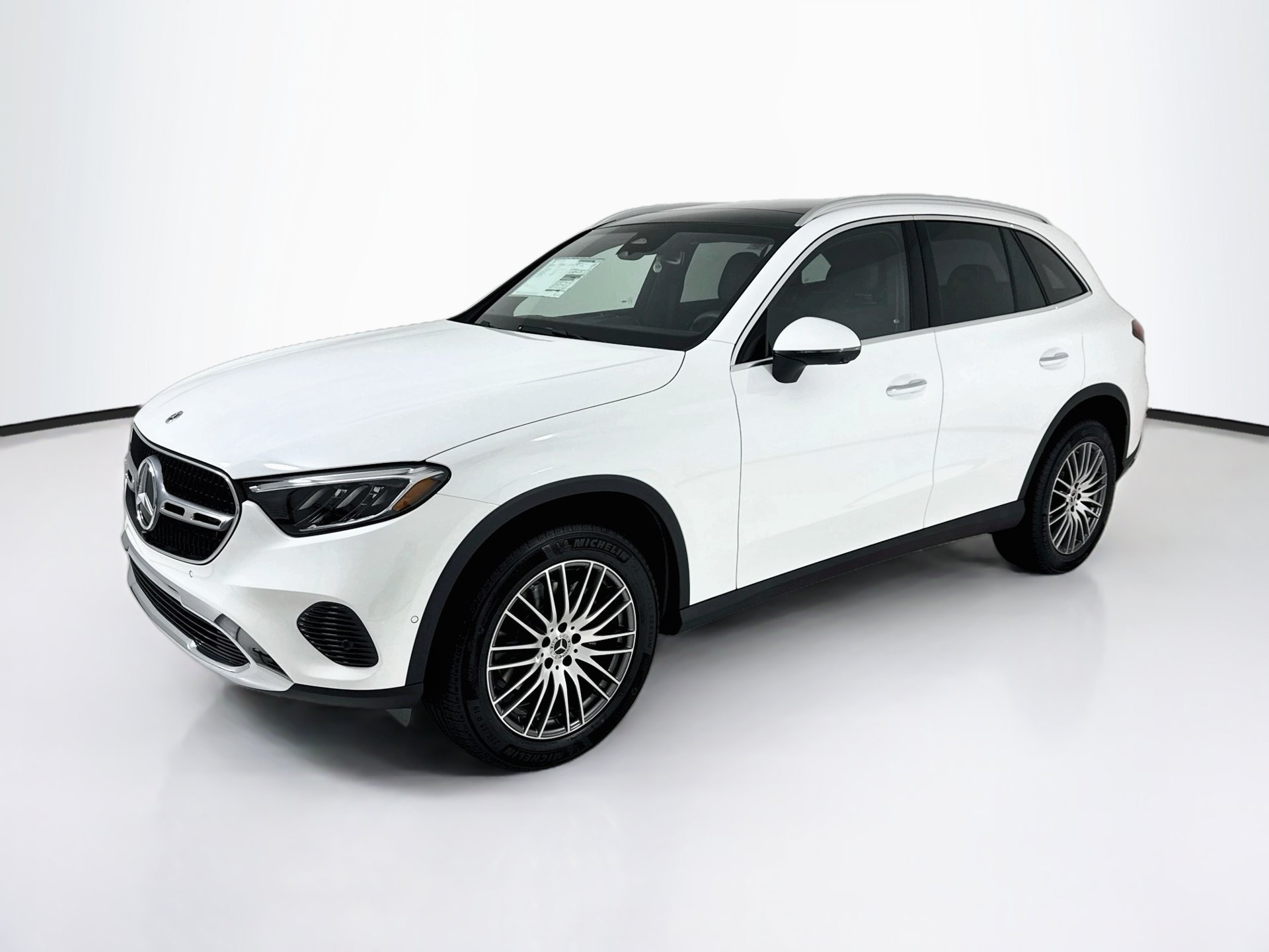 New 2027 Mercedes-Benz GLC 300 image 3