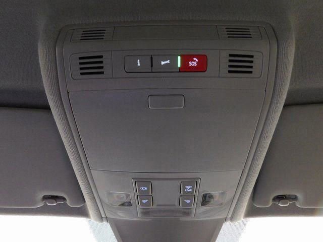 Used 2024 Volkswagen Tiguan S image 43