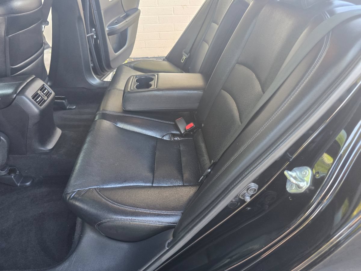 Used 2015 Honda Accord EX-L image 24