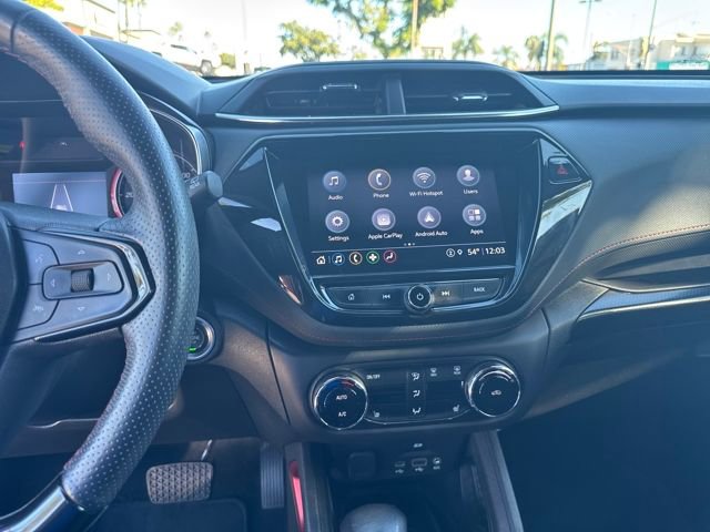 Used 2022 Chevrolet TrailBlazer RS w/ Sun and Liftgate Package image 17