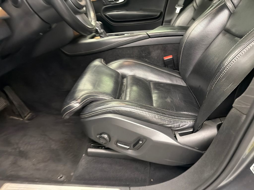 Used 2018 Volvo XC90 T6 Inscription w/ Convenience Package image 10