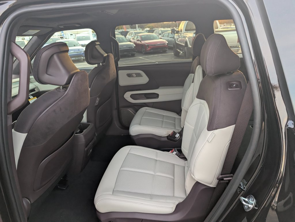 New 2027 Kia Telluride SX Prestige AWD/4WD image 9