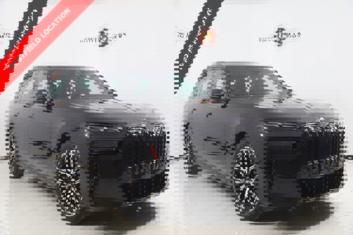 Used 2023 BMW 740i w/ Parking Assistance Package