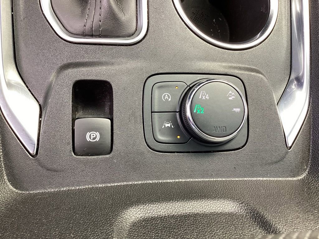 Used 2022 Chevrolet Traverse Premier image 38