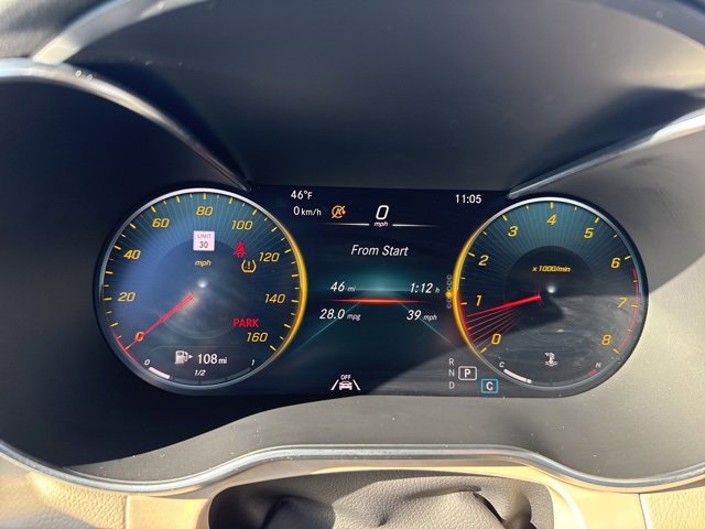 Used 2022 Mercedes-Benz GLC 300 4MATIC image 11