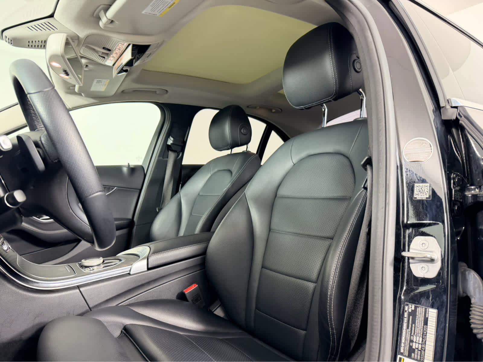 Used 2017 Mercedes-Benz C 300 Sedan image 10