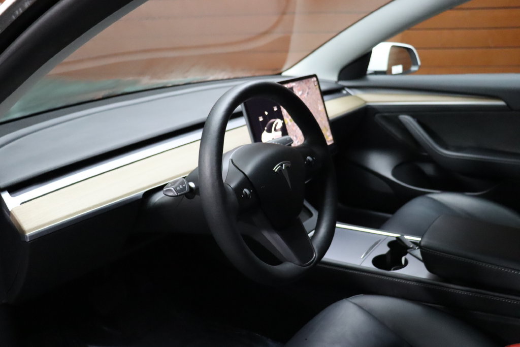 Used 2023 Tesla Model 3 Standard Range RWD image 26