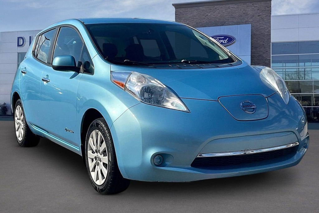 Used 2015 Nissan Leaf S w/ Charge Package