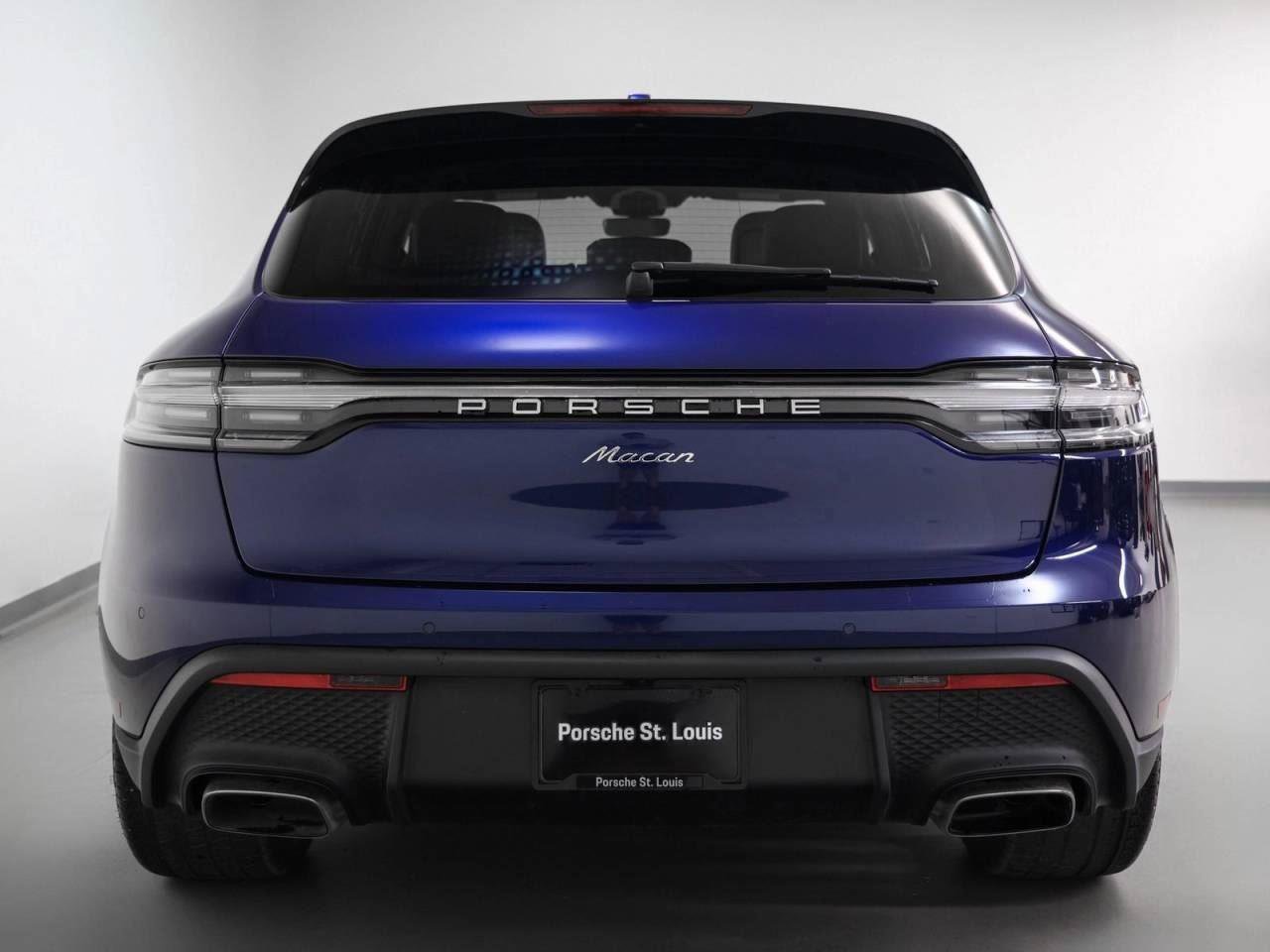 New 2025 Porsche Macan image 11