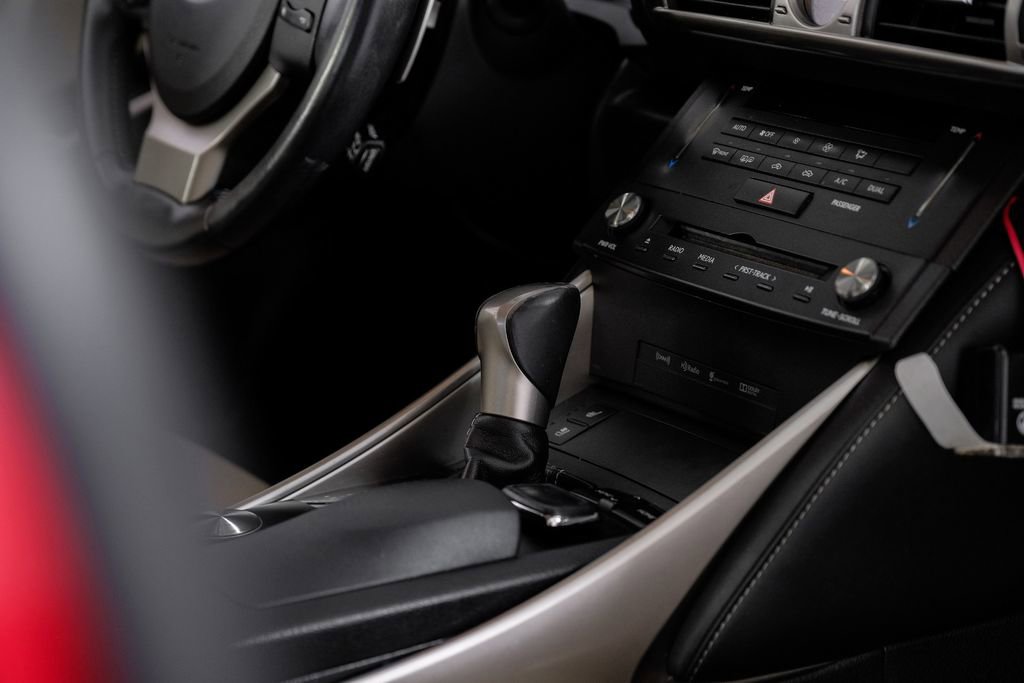 Used 2015 Lexus IS 350 w/ Navigation System Package image 21