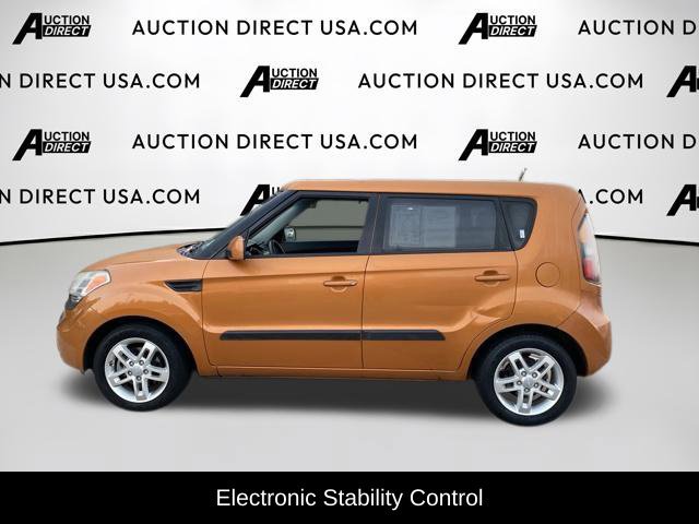 Used 2011 Kia Soul + w/ Audio Pkg FWD image 3