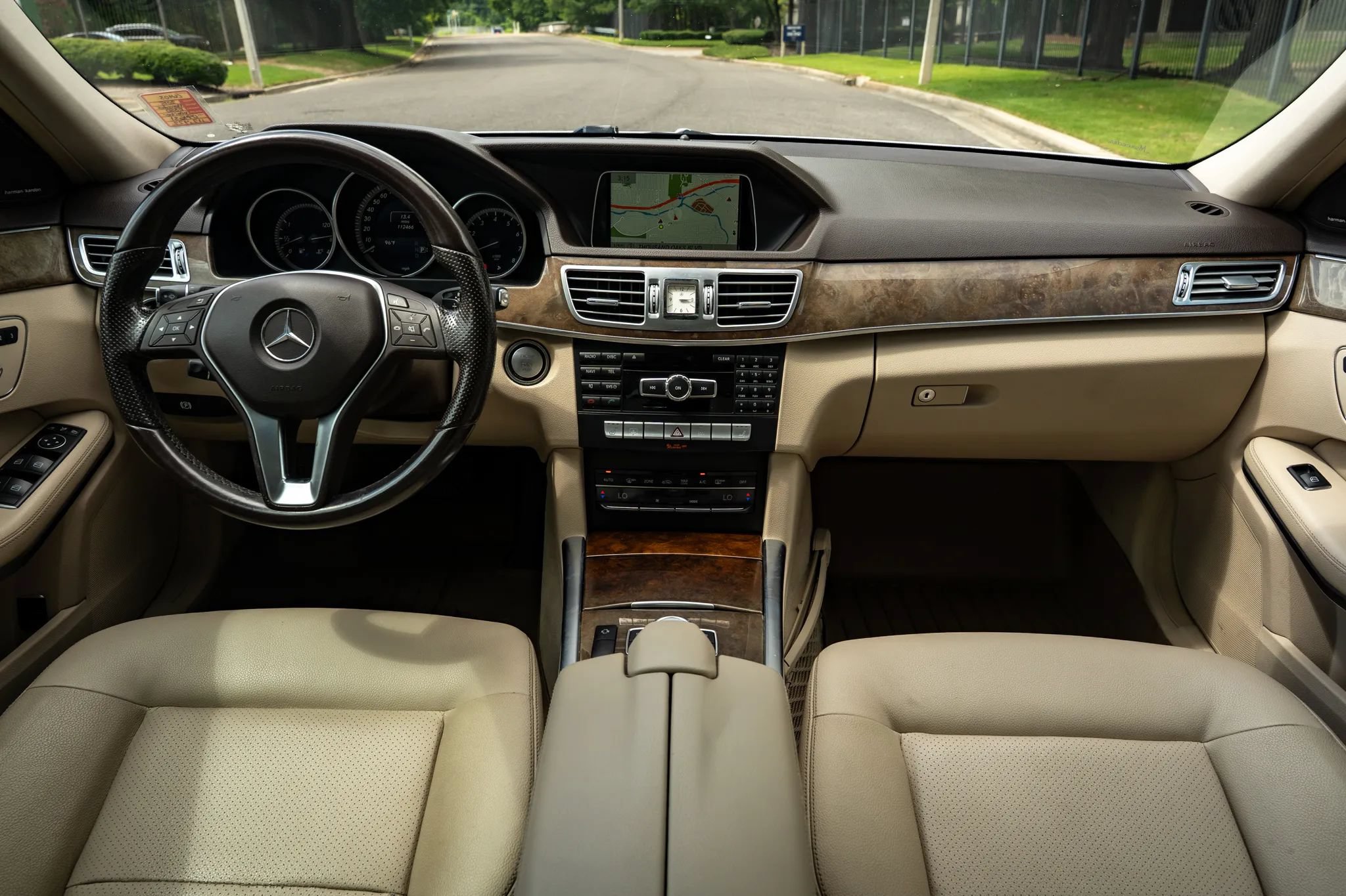 Used 2015 Mercedes-Benz E 350 4MATIC Sedan image 18