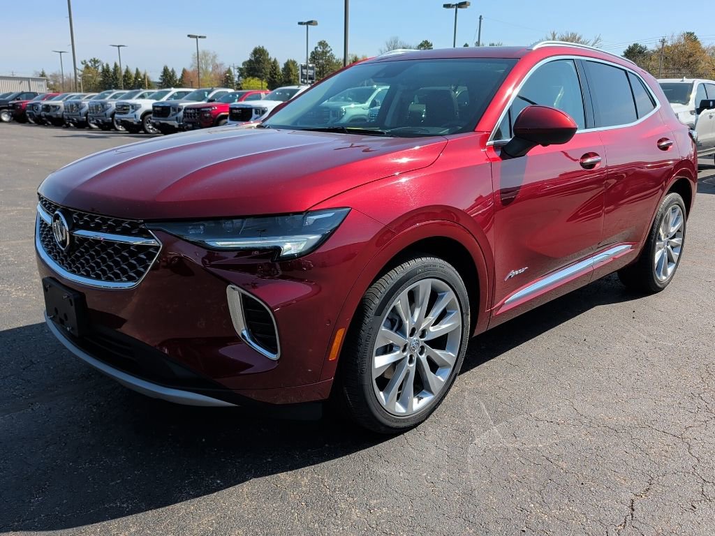Used 2023 Buick Envision Avenir AWD/4WD image 2