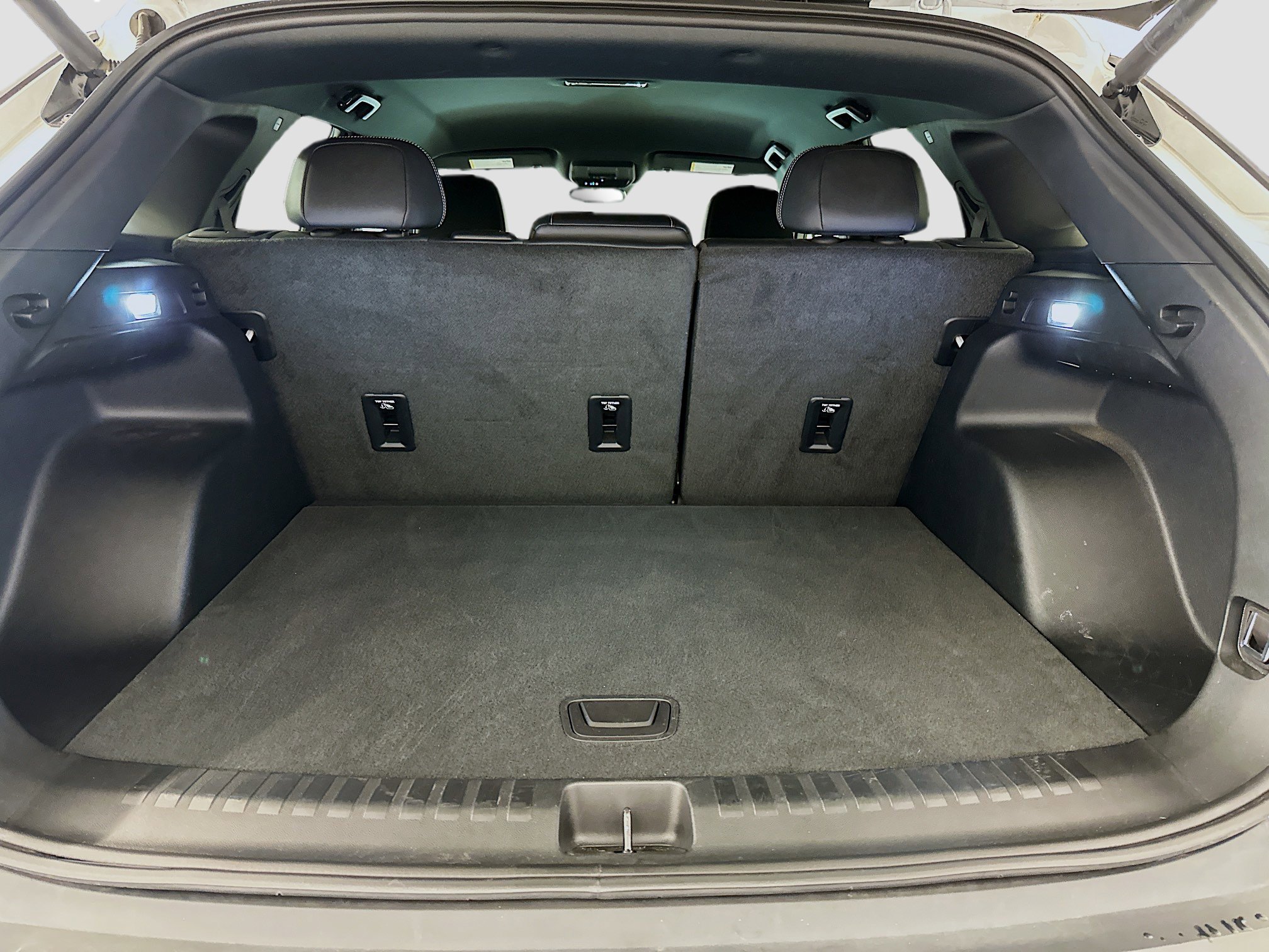 Used 2024 Chevrolet Blazer EV LT AWD/4WD image 30