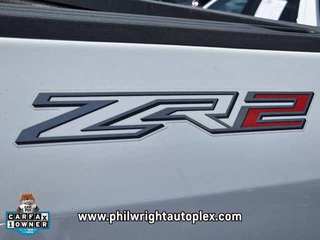 Used 2019 Chevrolet Colorado ZR2 w/ ZR2 Dusk Special Edition image 13