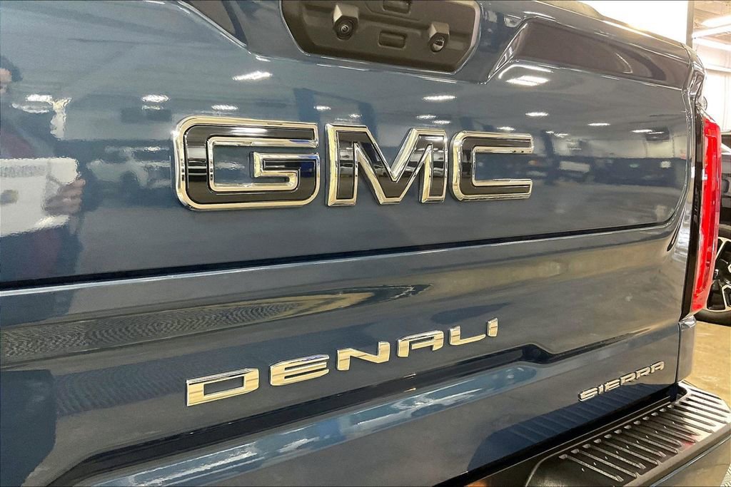 Used 2025 GMC Sierra 1500 Denali Ultimate image 42