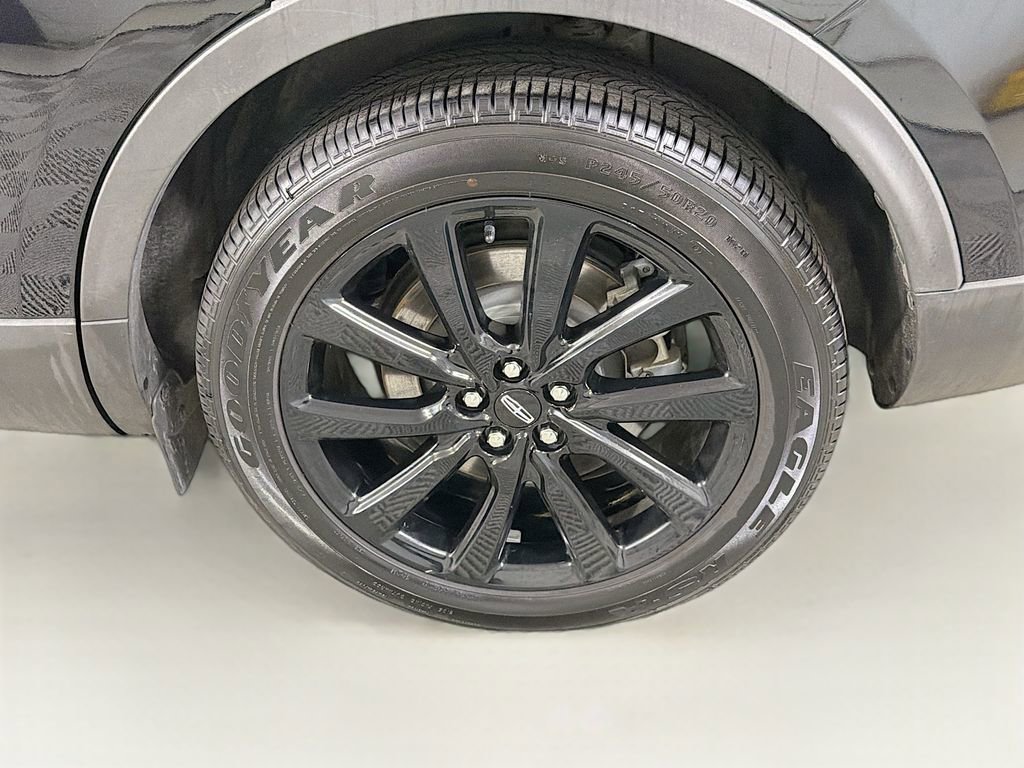 Used 2021 Lincoln Nautilus Reserve w/ Equipment Group 201A image 35