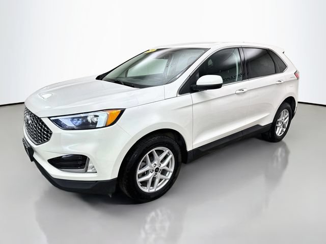 Certified 2024 Ford Edge SEL w/ Convenience Package AWD/4WD image 3