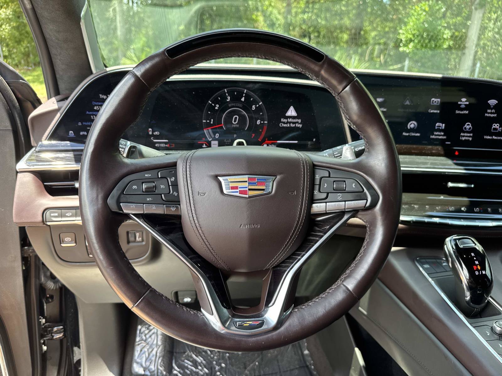 Certified 2023 Cadillac Escalade V w/ LPO, ONYX Package AWD/4WD image 15