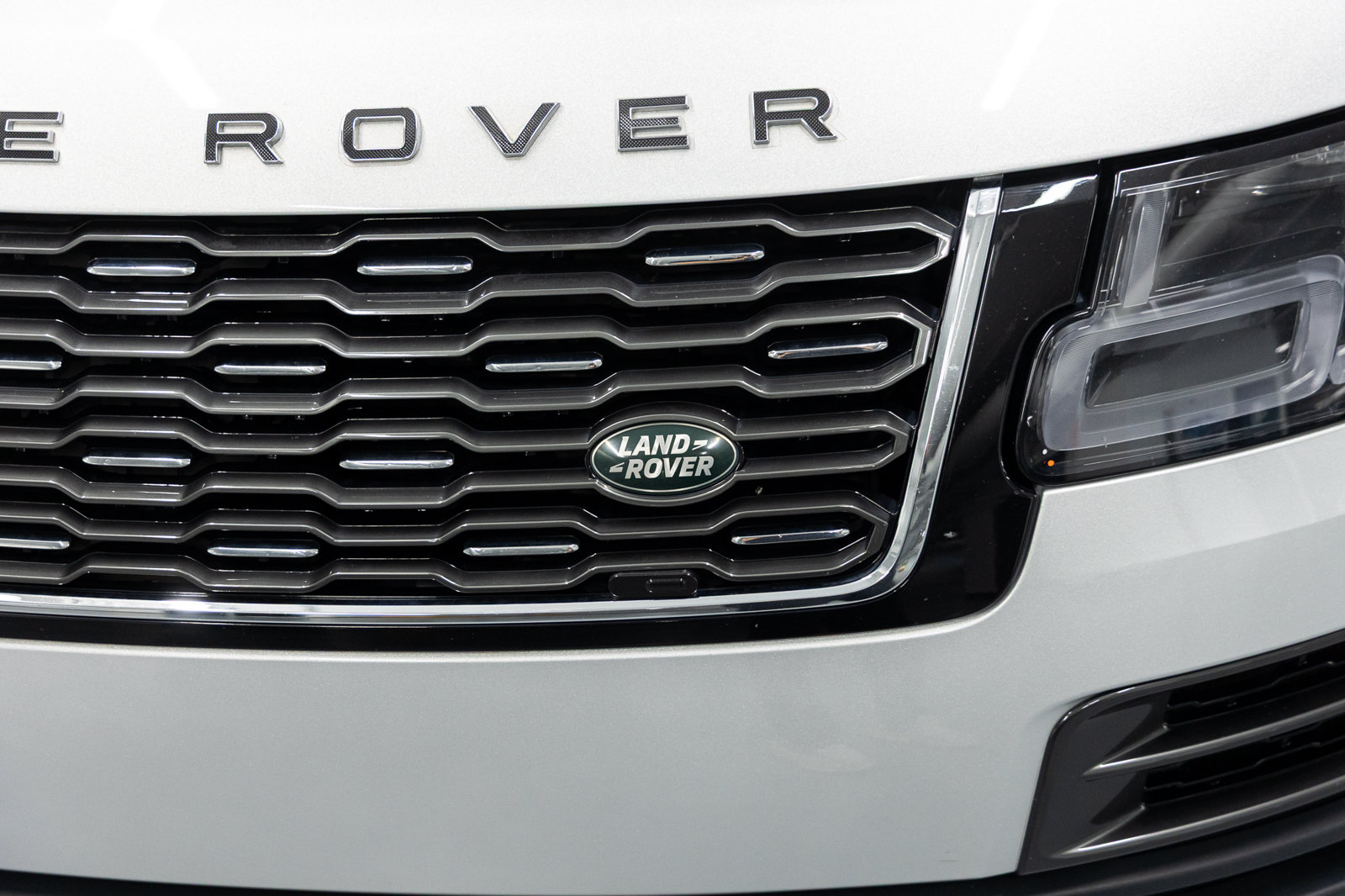 Used 2020 Land Rover Range Rover SV Autobiography Dynamic AWD/4WD image 10