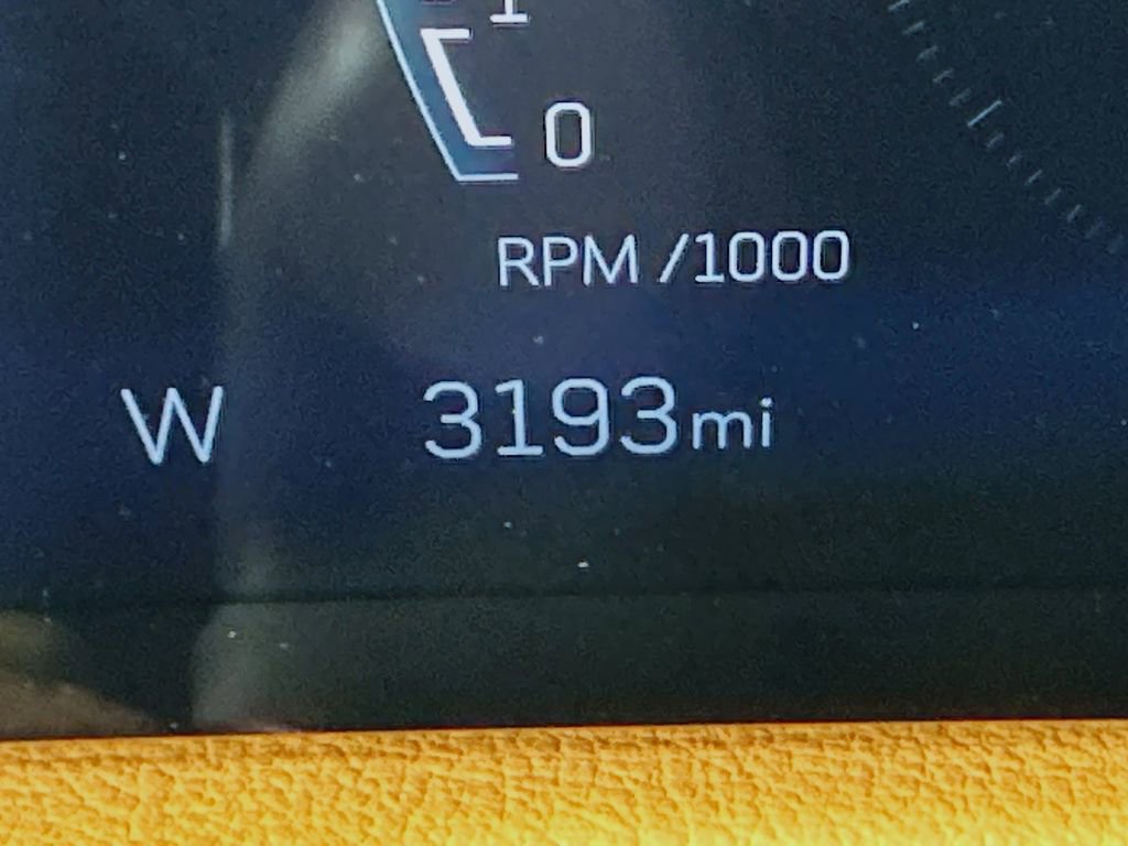 Used 2025 Cadillac XT4 Sport image 35