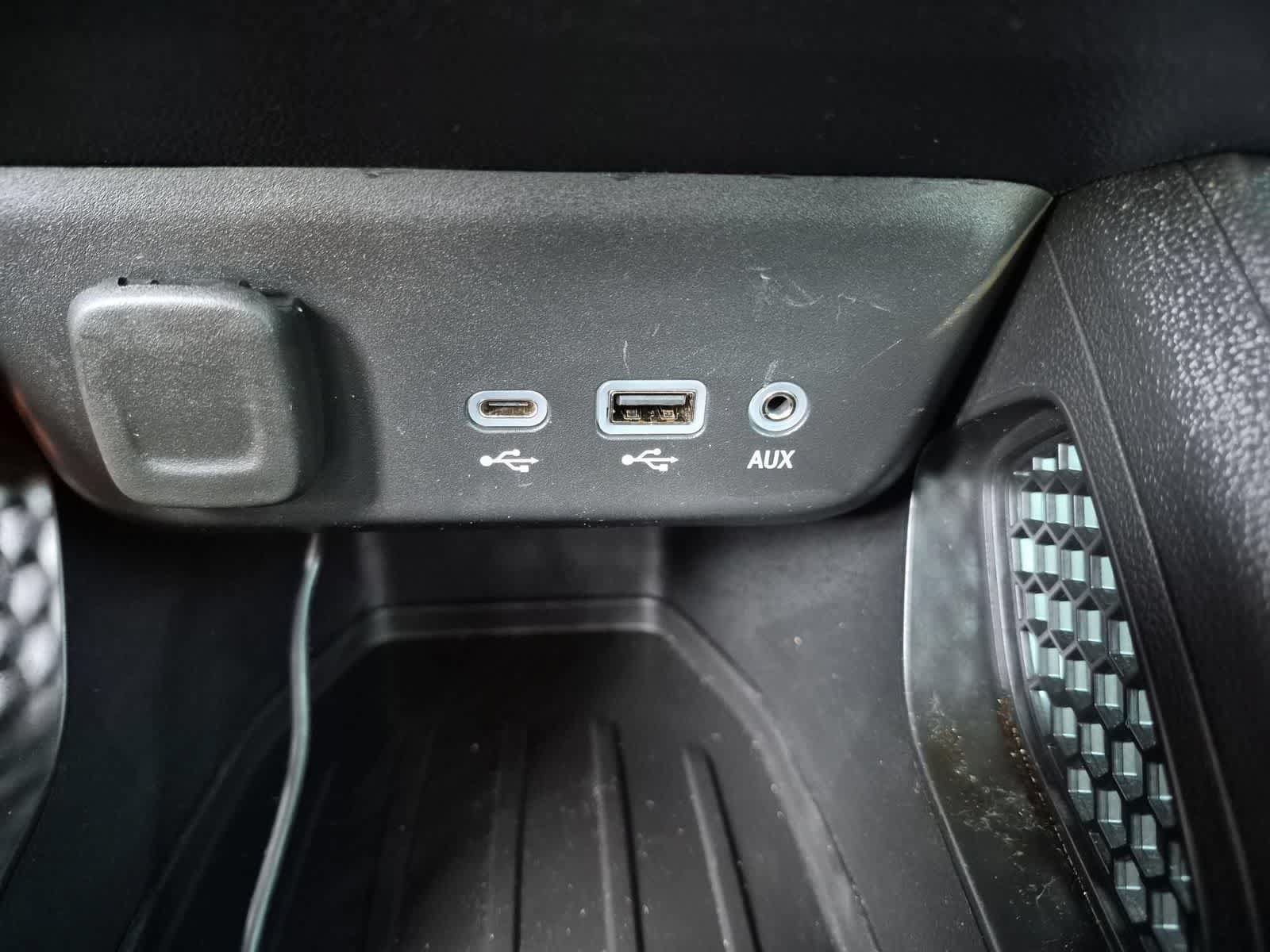 Used 2021 Chevrolet TrailBlazer LT w/ Convenience Package AWD/4WD image 31