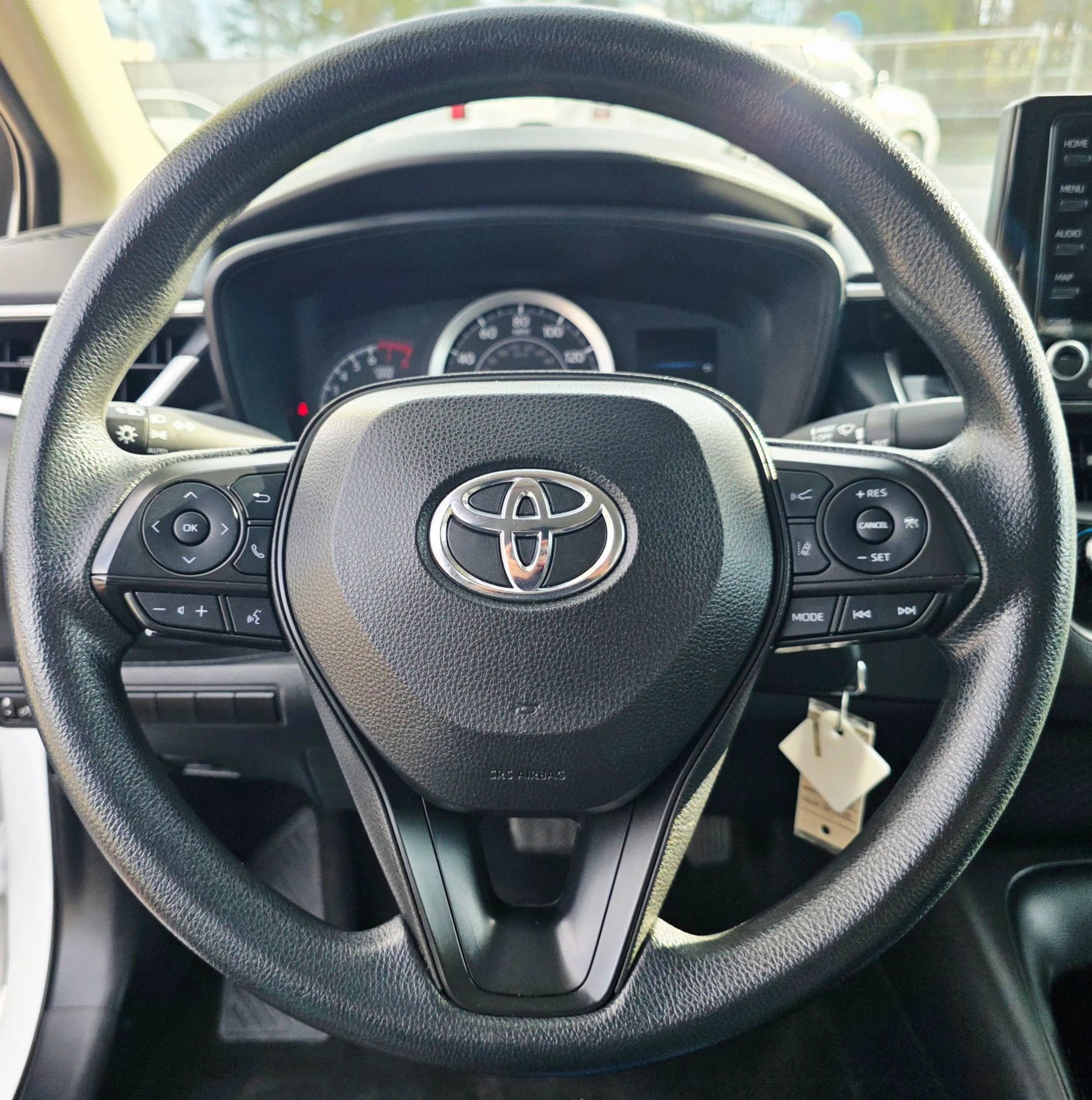 Used 2022 Toyota Corolla LE image 19