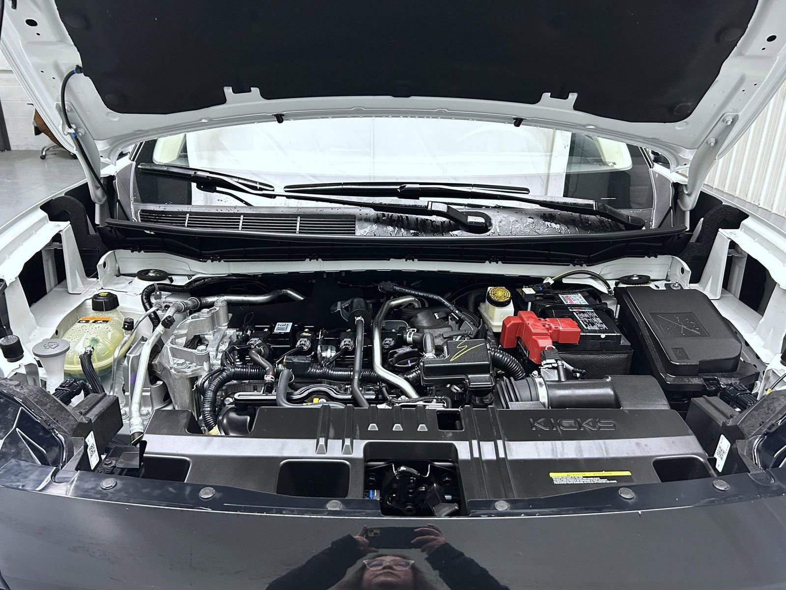 Used 2025 Nissan Kicks SV image 24