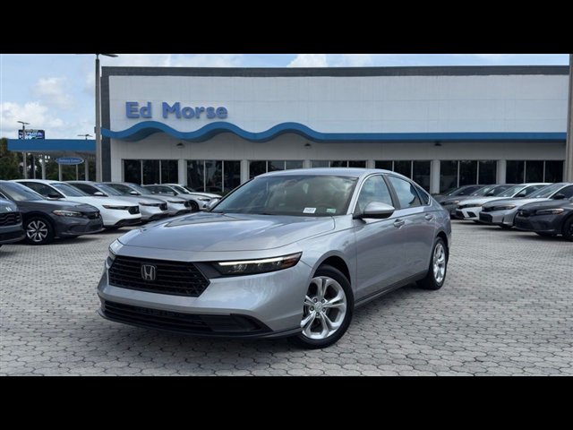 Certified 2023 Honda Accord LX image 2
