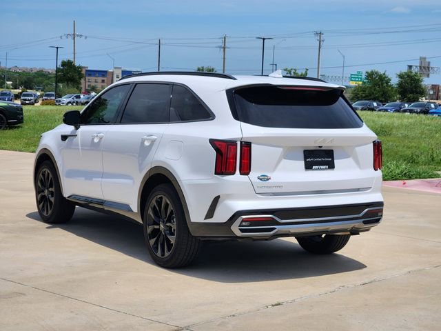 Certified 2023 Kia Sorento SX FWD image 5