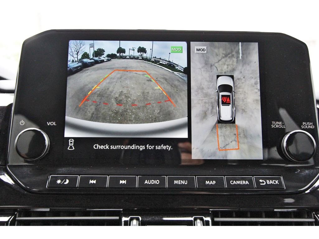 Certified 2024 Nissan Pathfinder Platinum w/ Cargo Package FWD image 23