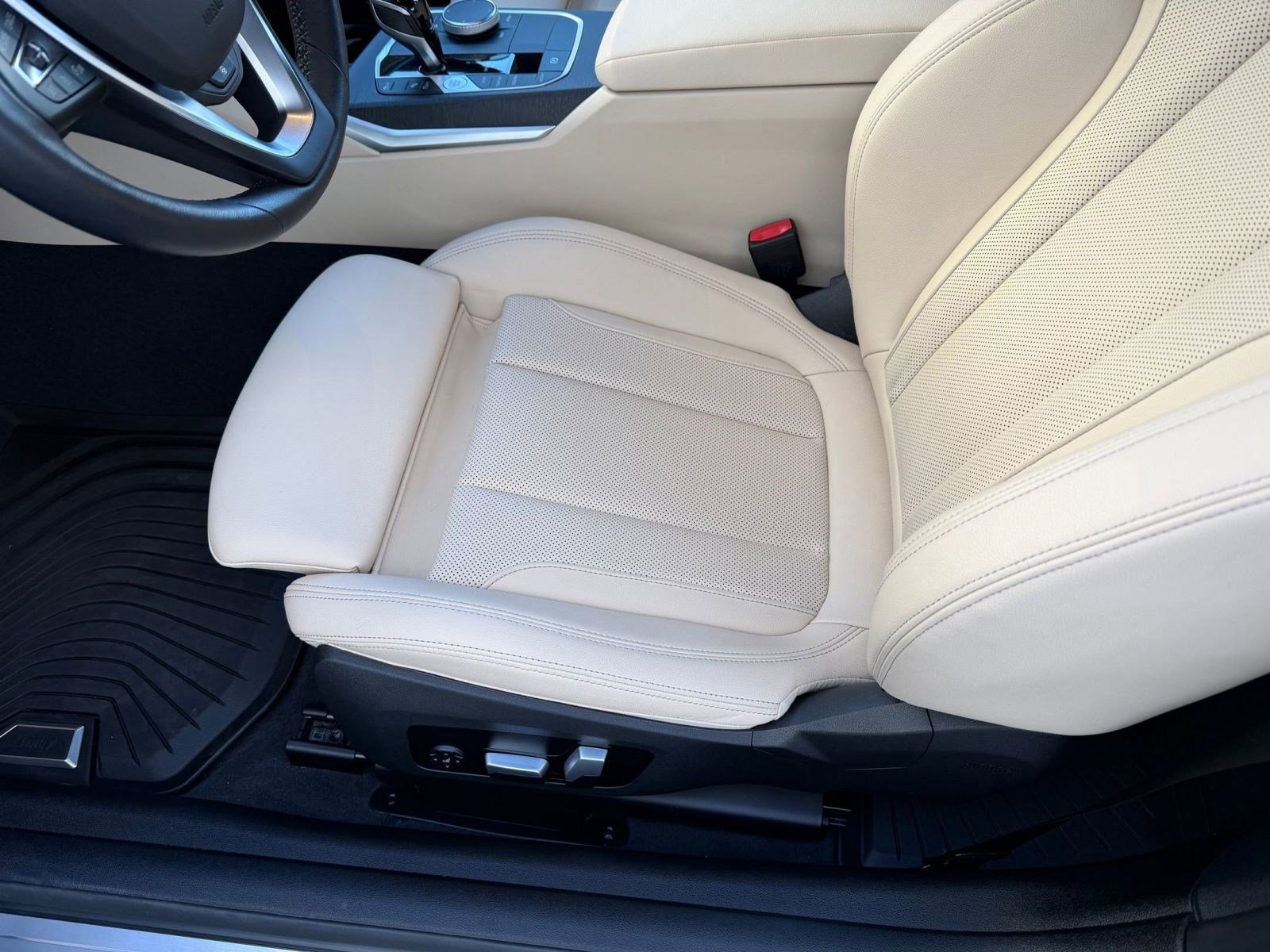 Certified 2023 BMW 430i Coupe w/ Premium Package image 13